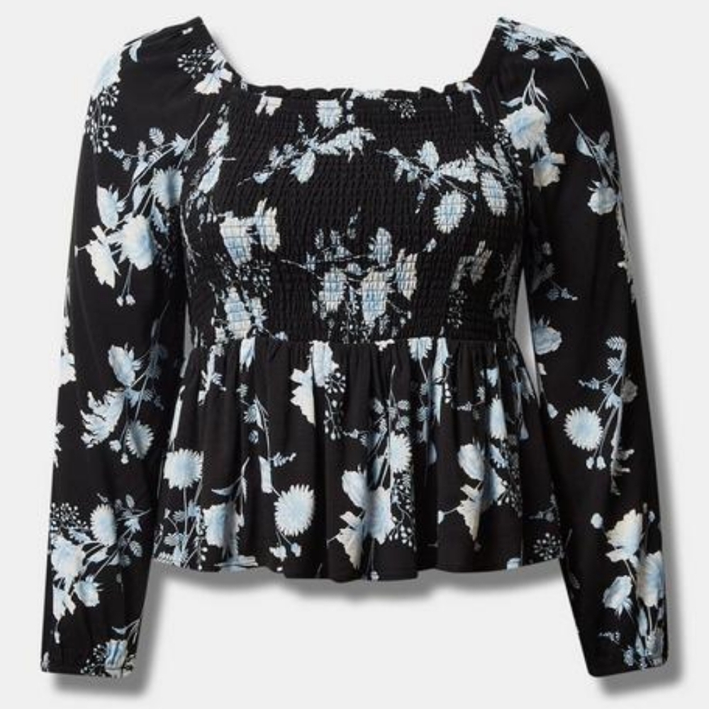 🆕 Torrid Smocked Bodice Crop Top (Torrid 5)